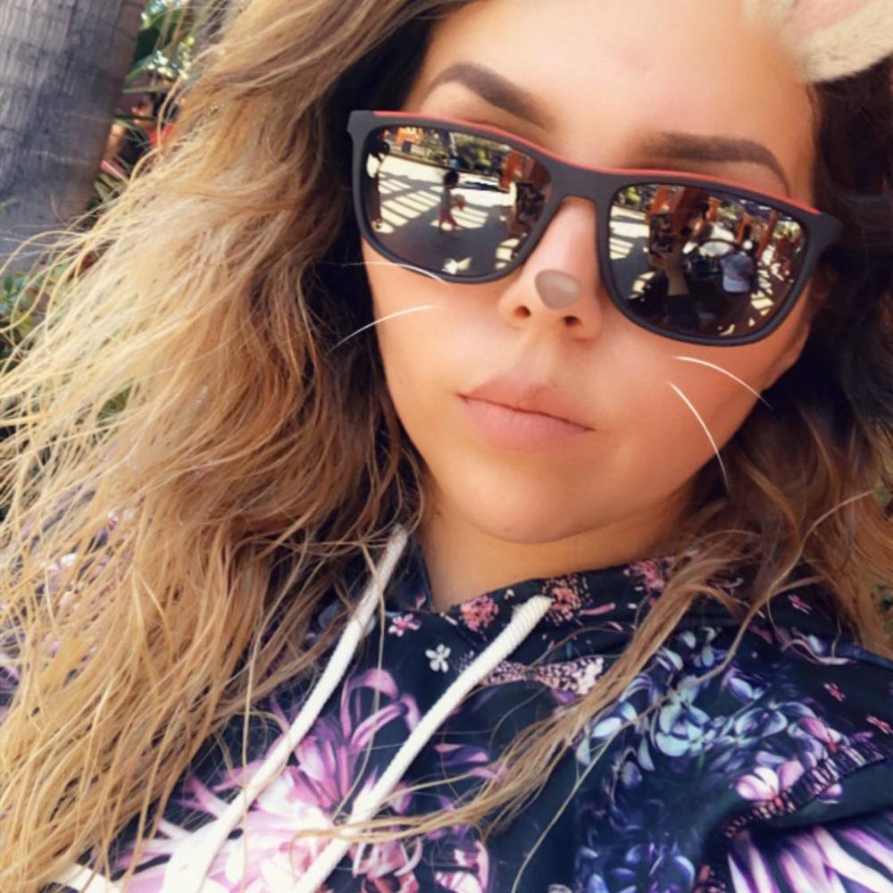 Meet your Posher, Cerva